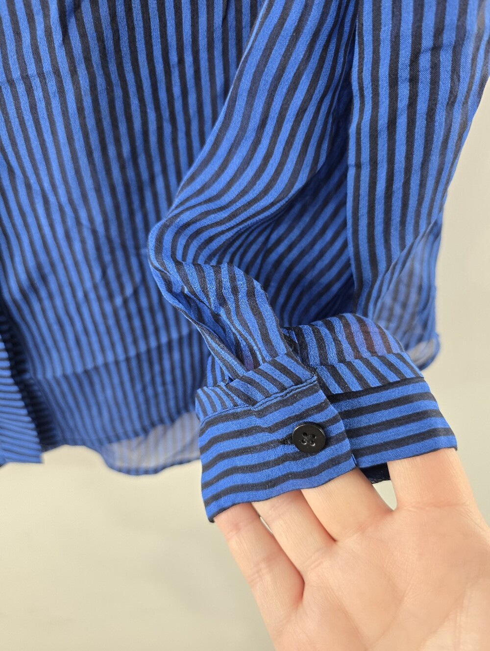 DVF Diane Von Furstenberg Lorelei 2 Silk Button Up Down Stripe Roll Tab Blouse 8 - Picture 7 of 12